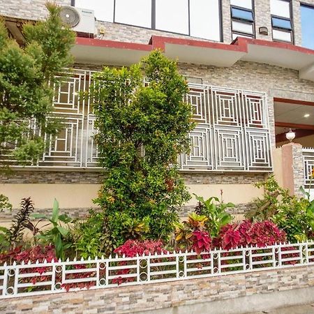 Paranaque City La Belladoza Near Airport酒店 外观 照片