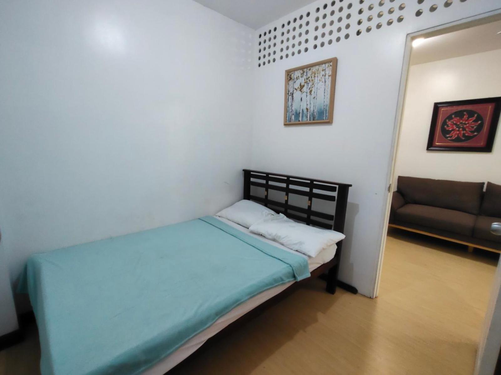 Paranaque City La Belladoza Near Airport酒店 外观 照片