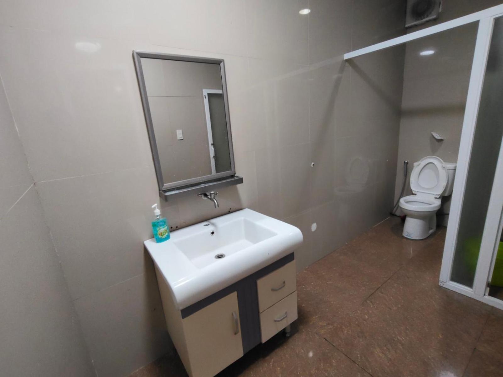 Paranaque City La Belladoza Near Airport酒店 外观 照片